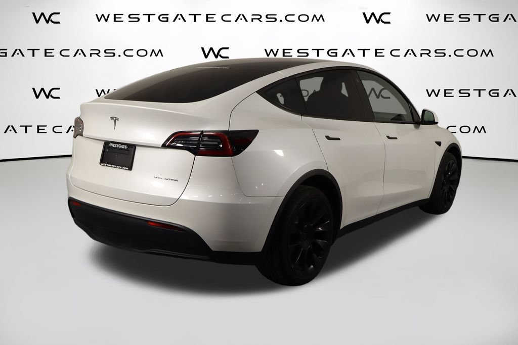 Used 2023 Tesla Model Y Long Range AWD/4WD image 46