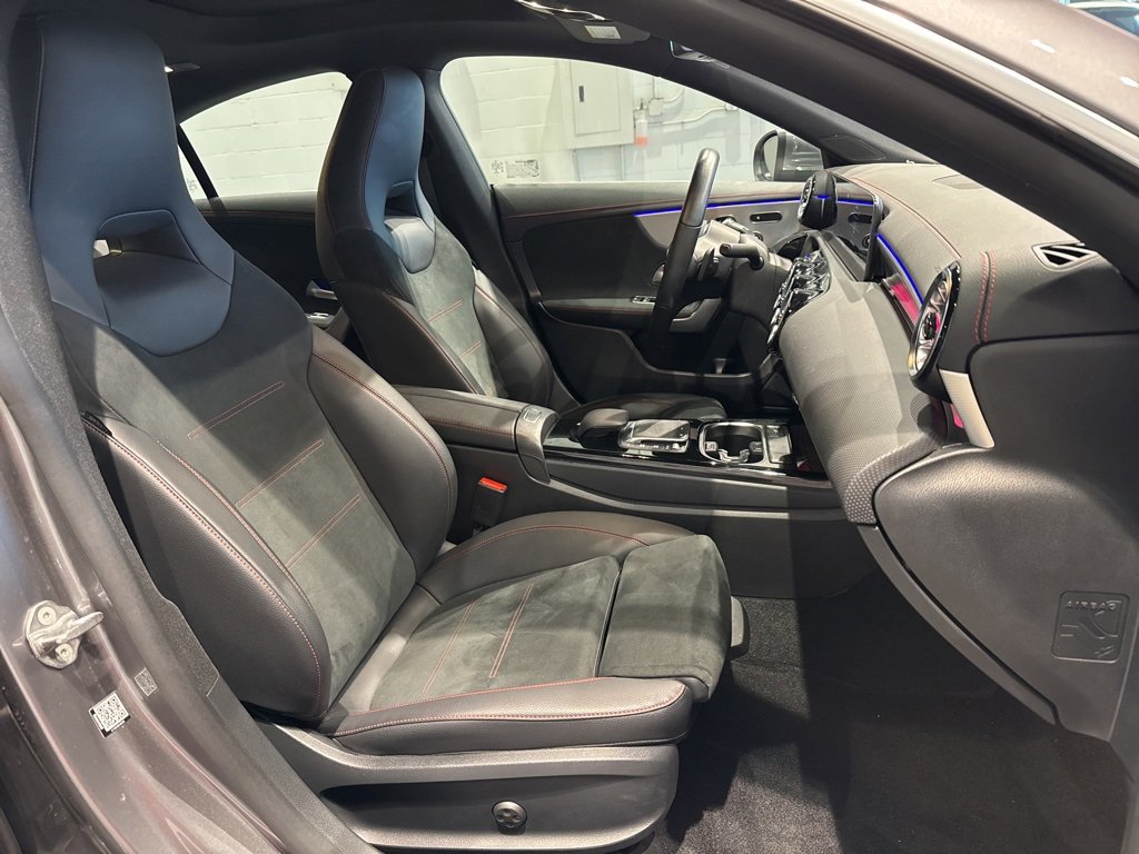 Used 2023 Mercedes-Benz CLA 250 4MATIC image 41