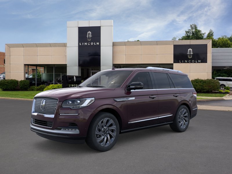 New 2024 Lincoln Navigator Reserve AWD/4WD image 2
