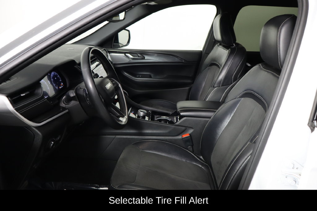 Used 2022 Jeep Grand Cherokee L Laredo AWD/4WD image 14