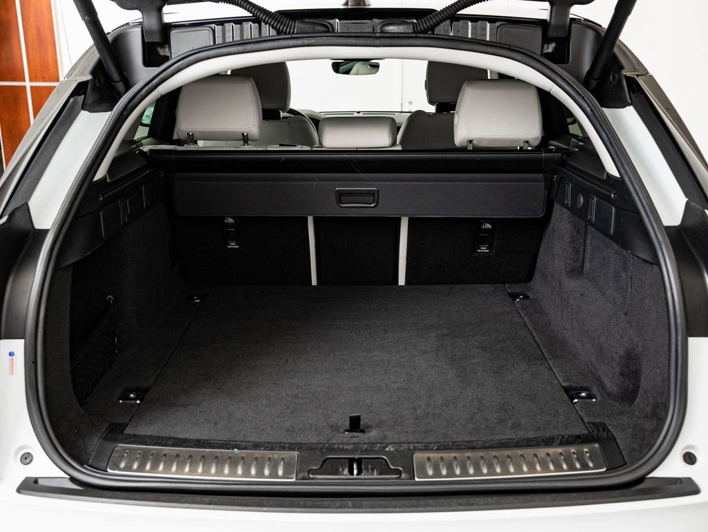 Used 2023 Land Rover Range Rover Velar R-Dynamic S AWD/4WD image 21