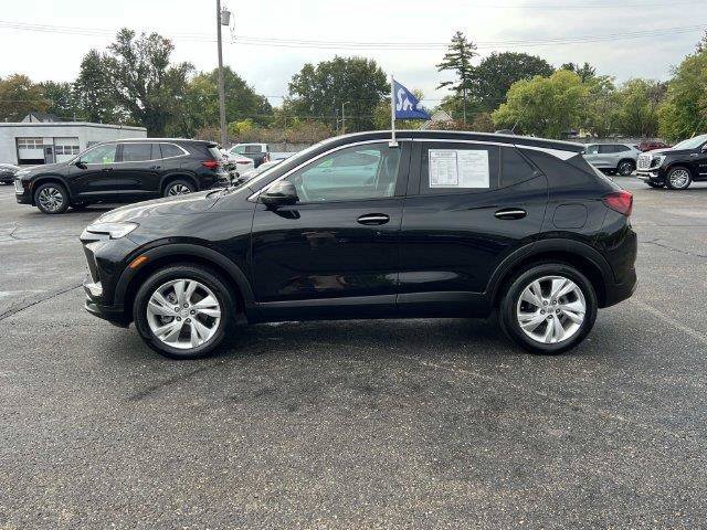 Certified 2024 Buick Encore GX Preferred w/ Advanced Technology Package FWD image 2