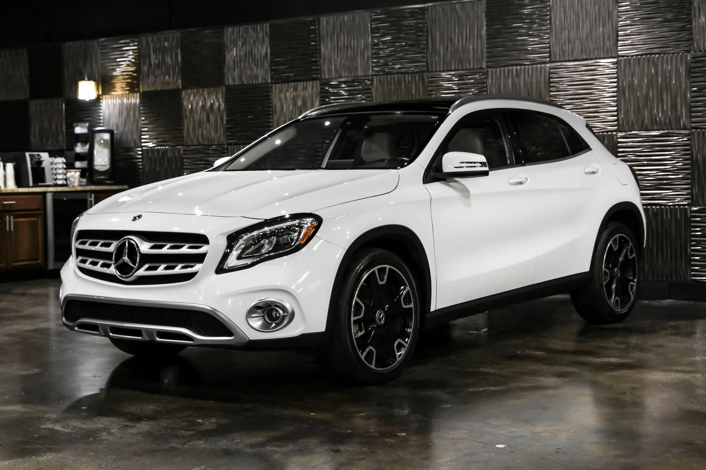 Used 2019 Mercedes-Benz GLA 250 image 7