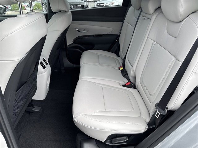 New 2025 Hyundai Tucson Limited image 12