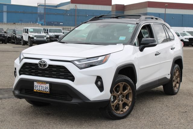 Used 2025 Toyota RAV4 Woodland Edition w/ Weather Package AWD/4WD image 9