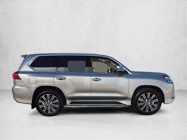 Used 2019 Lexus LX 570 4WD w/ Luxury Package image 4