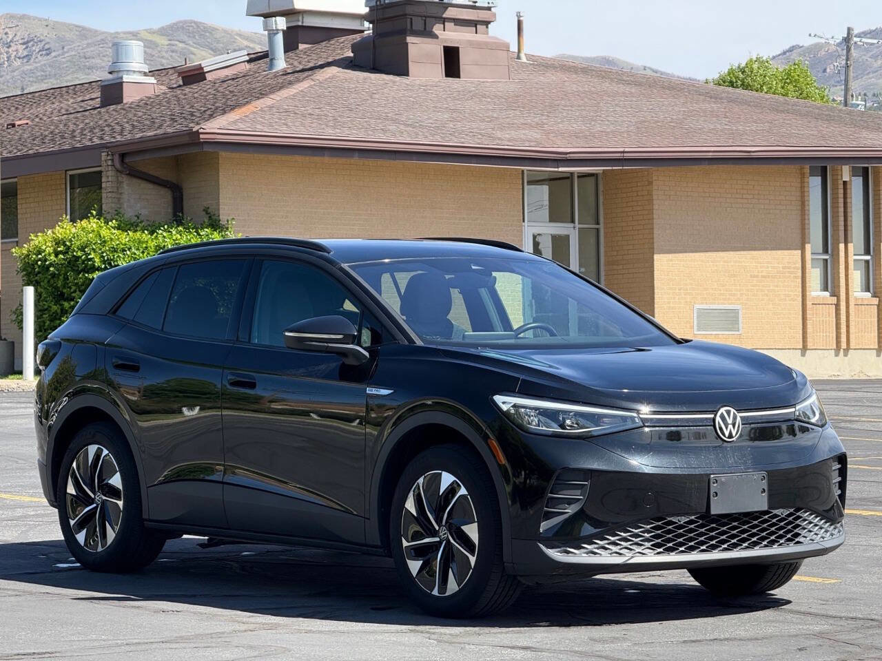 Used 2021 Volkswagen ID.4 Pro AWD/4WD image 3