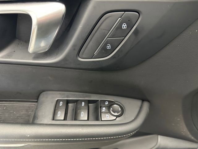 Used 2025 Buick Enclave Preferred image 23