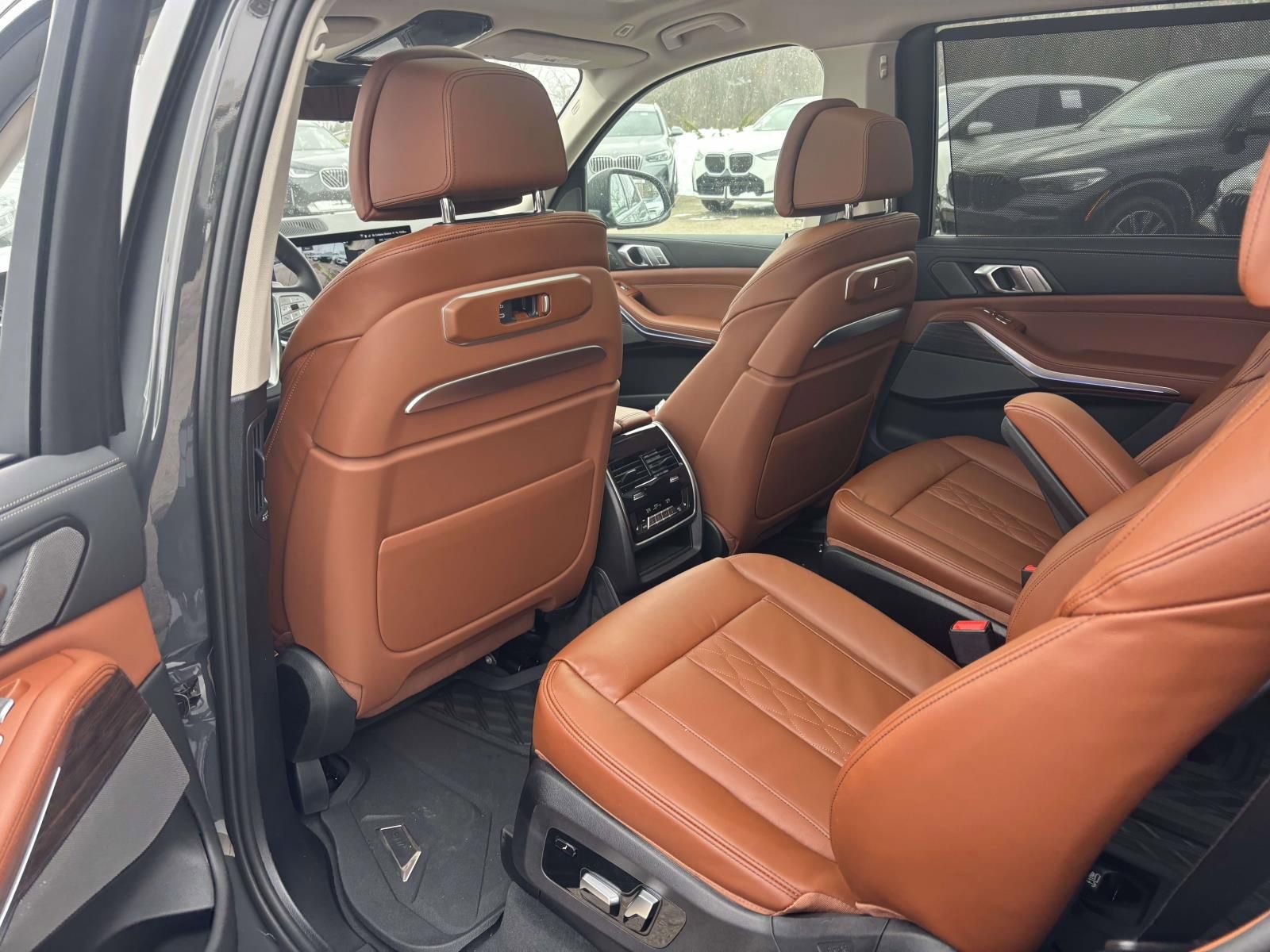 New 2026 BMW X7 xDrive40i w/ Executive Package image 28