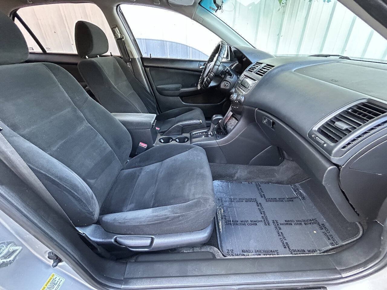 Used 2007 Honda Accord VP image 5