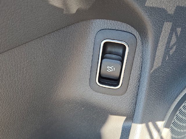 Used 2025 Mercedes-Benz CLA 250 4MATIC image 24