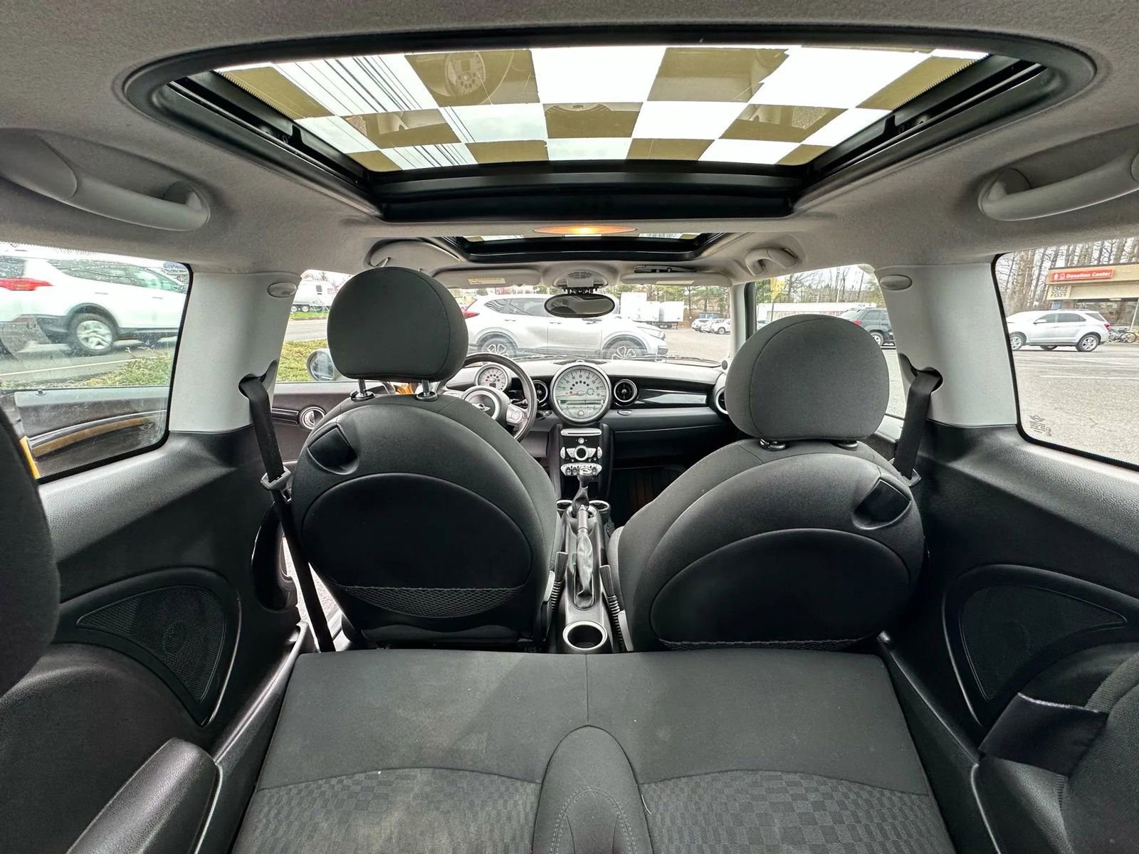 Used 2009 MINI Cooper Hardtop image 14