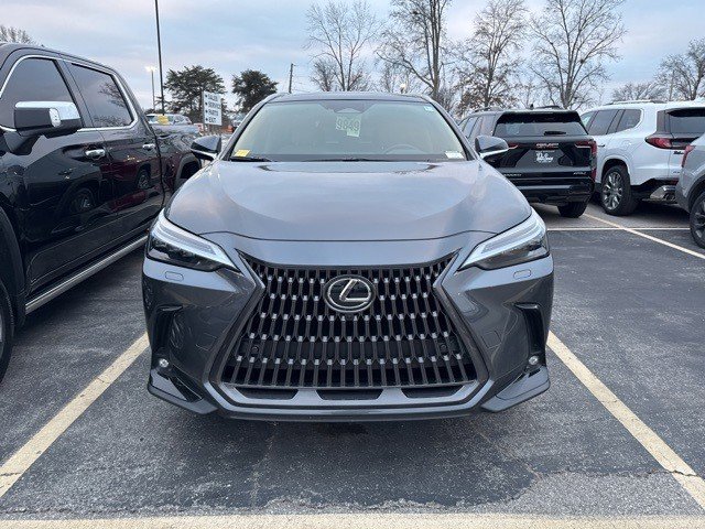 Used 2025 Lexus NX 350 AWD w/ Luxury Package image 2