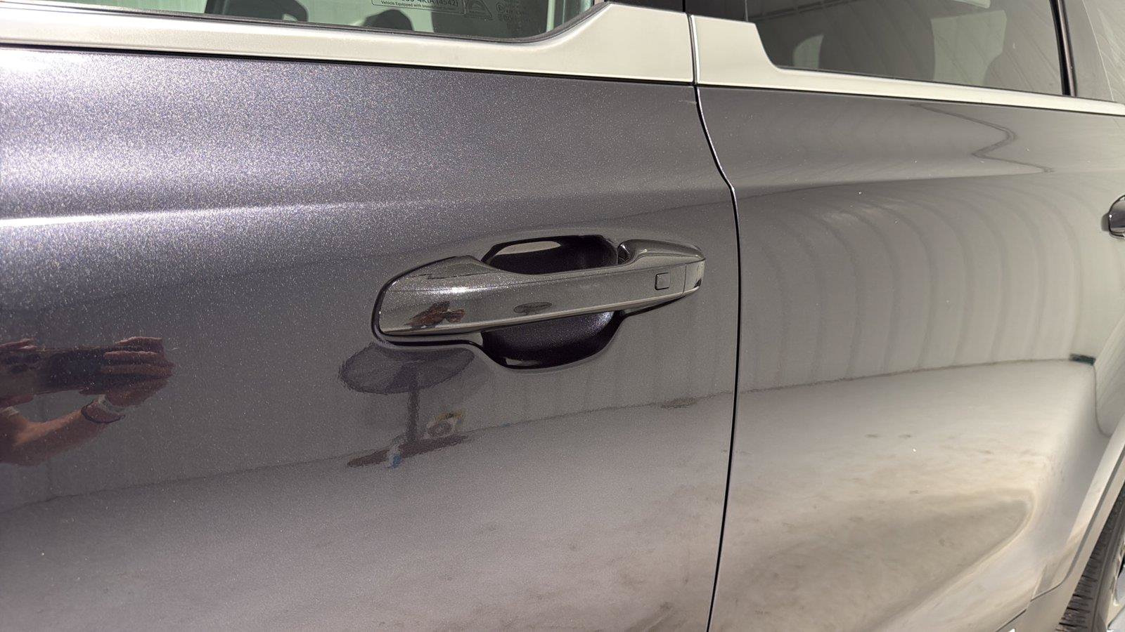 Used 2025 Kia Telluride LX FWD image 34