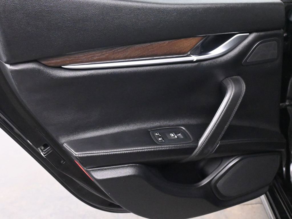 Used 2018 Maserati Ghibli S Q4 image 13