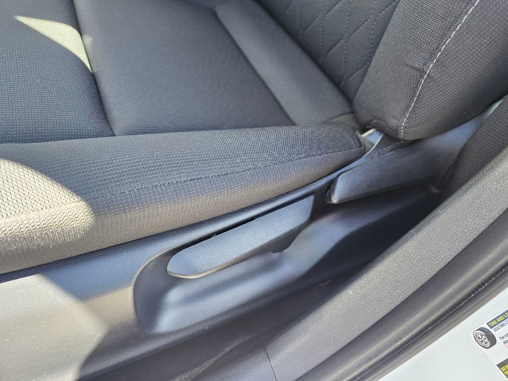 Certified 2025 Toyota Corolla LE image 22