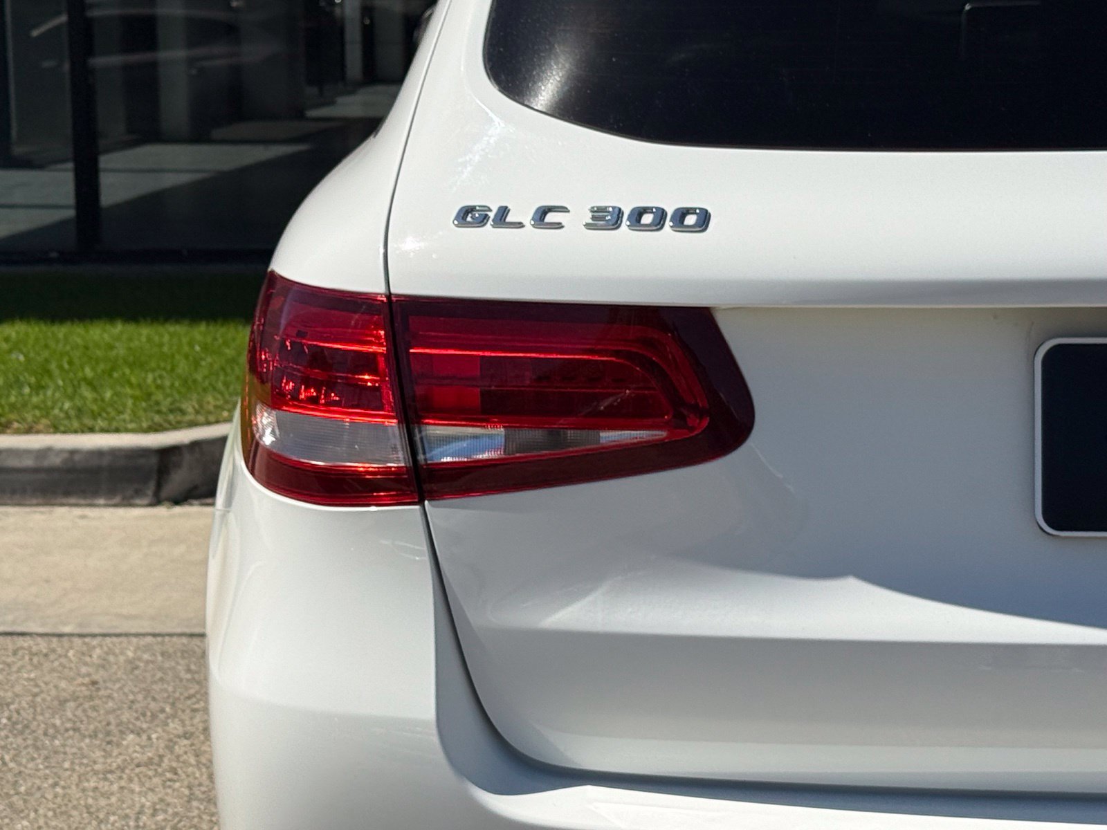 Used 2019 Mercedes-Benz GLC 300 image 11