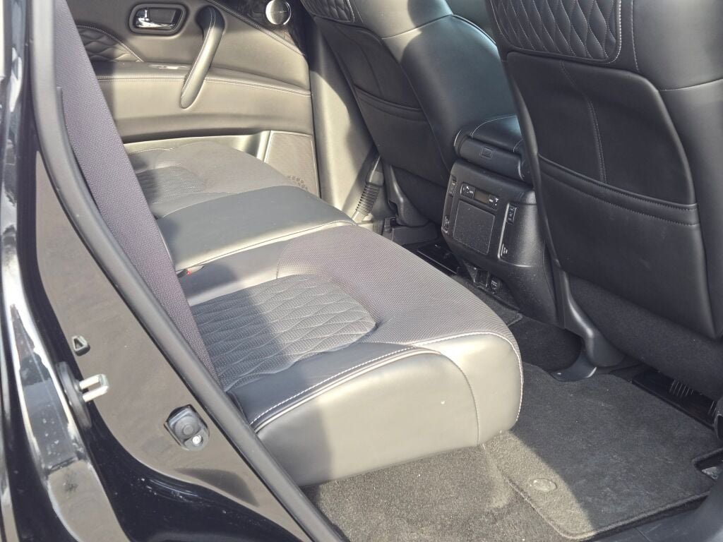 Used 2024 INFINITI QX80 Sensory w/ Cargo Package image 12