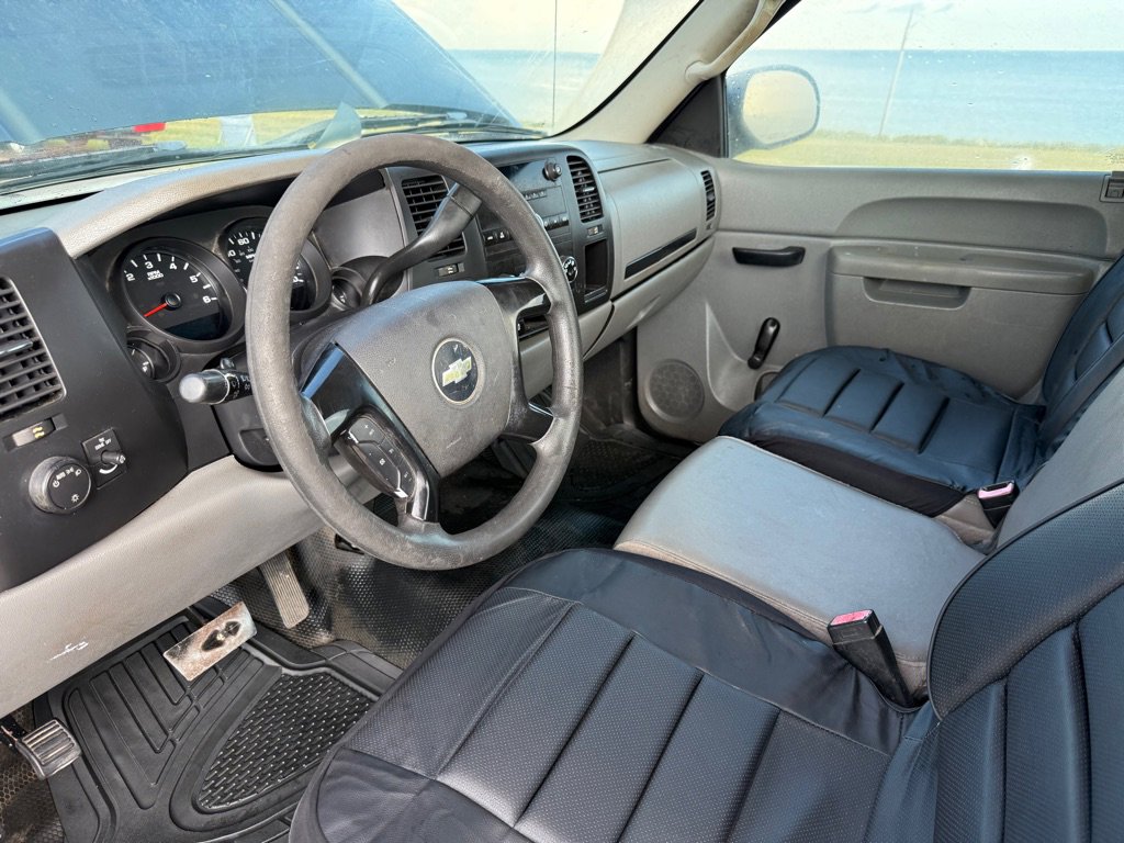 Used 2012 Chevrolet Silverado 1500 W/T image 9