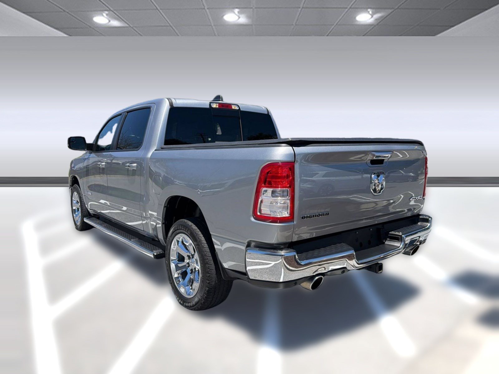 Used 2019 RAM 1500 Big Horn AWD/4WD image 3