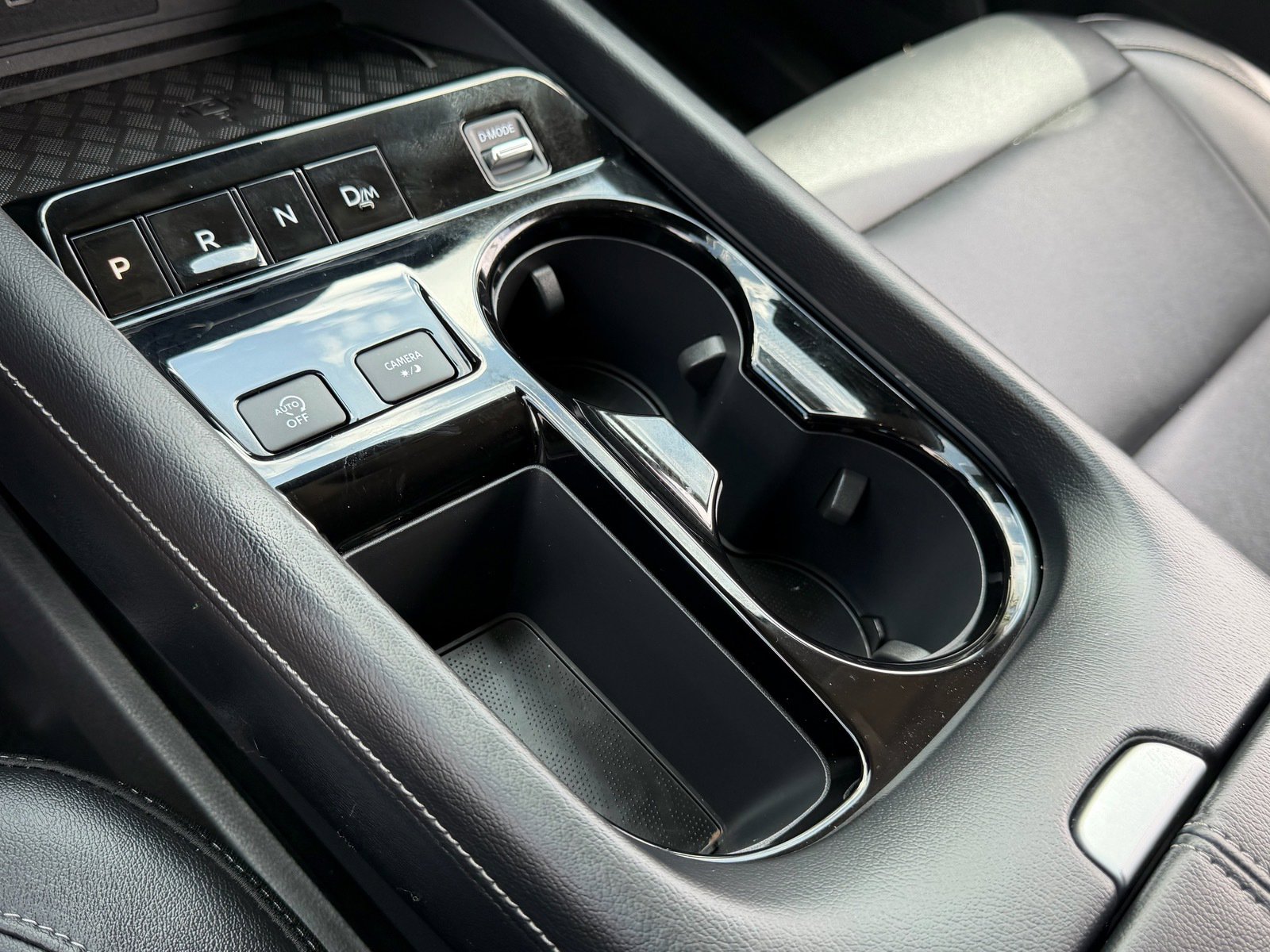 Certified 2025 Nissan Murano SV FWD image 29