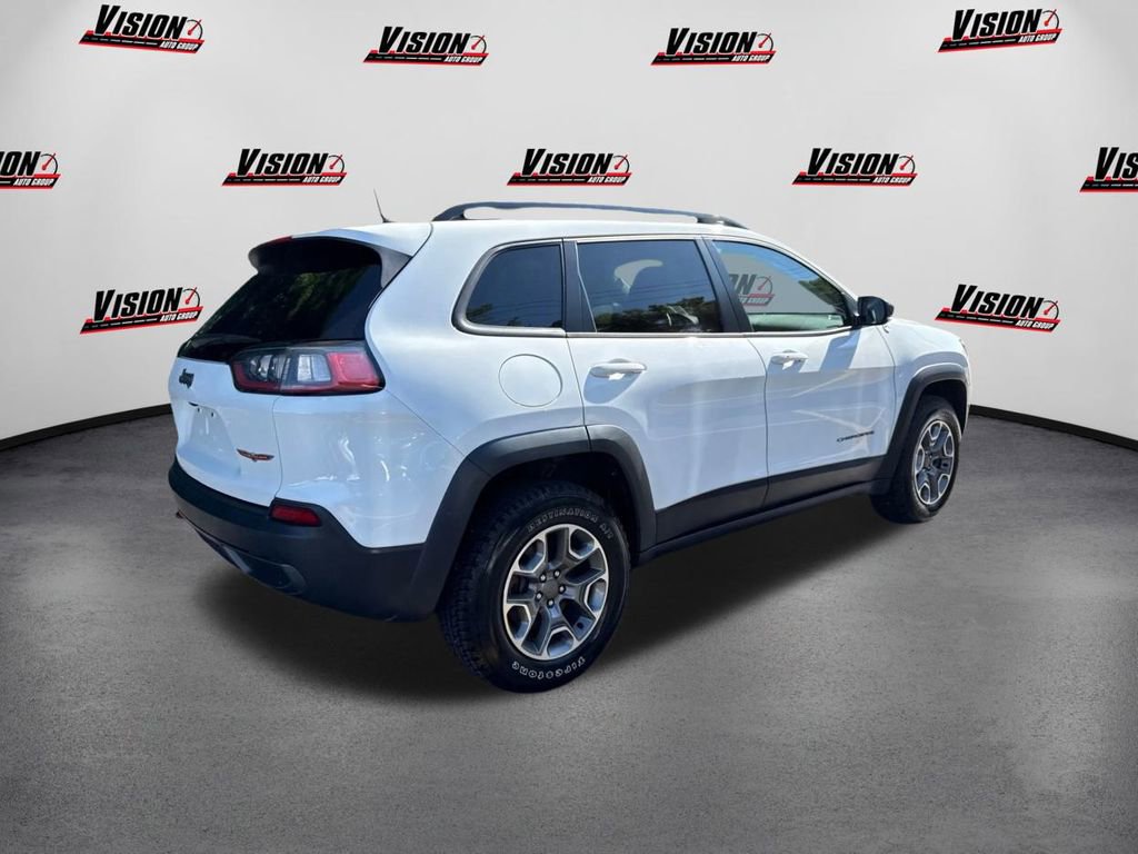 Used 2022 Jeep Cherokee Trailhawk image 5