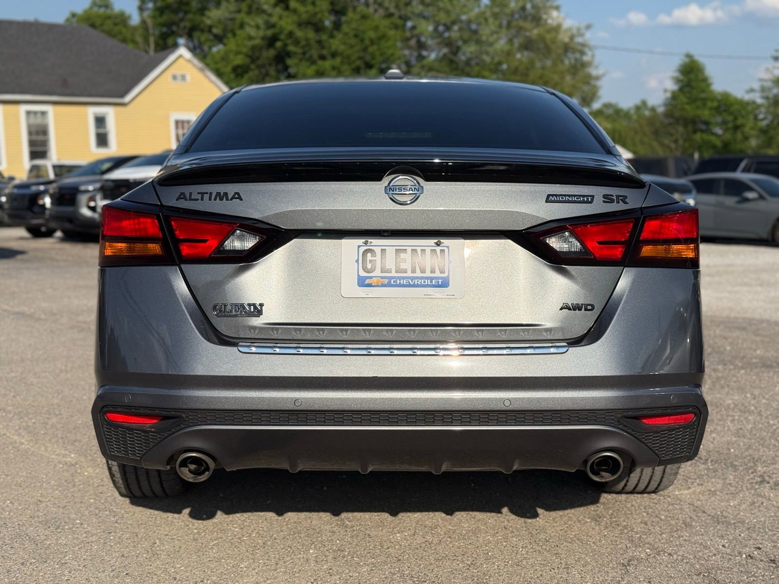 Used 2022 Nissan Altima 2.5 SR w/ Midnight Edition Package AWD/4WD image 8