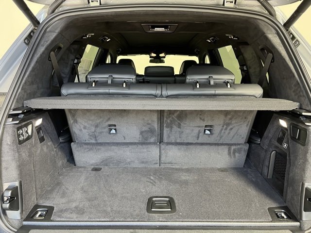 New 2026 BMW X7 xDrive40i w/ Premium Package image 22