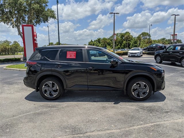 Certified 2024 Nissan Rogue SV w/ SV Premium Package image 3