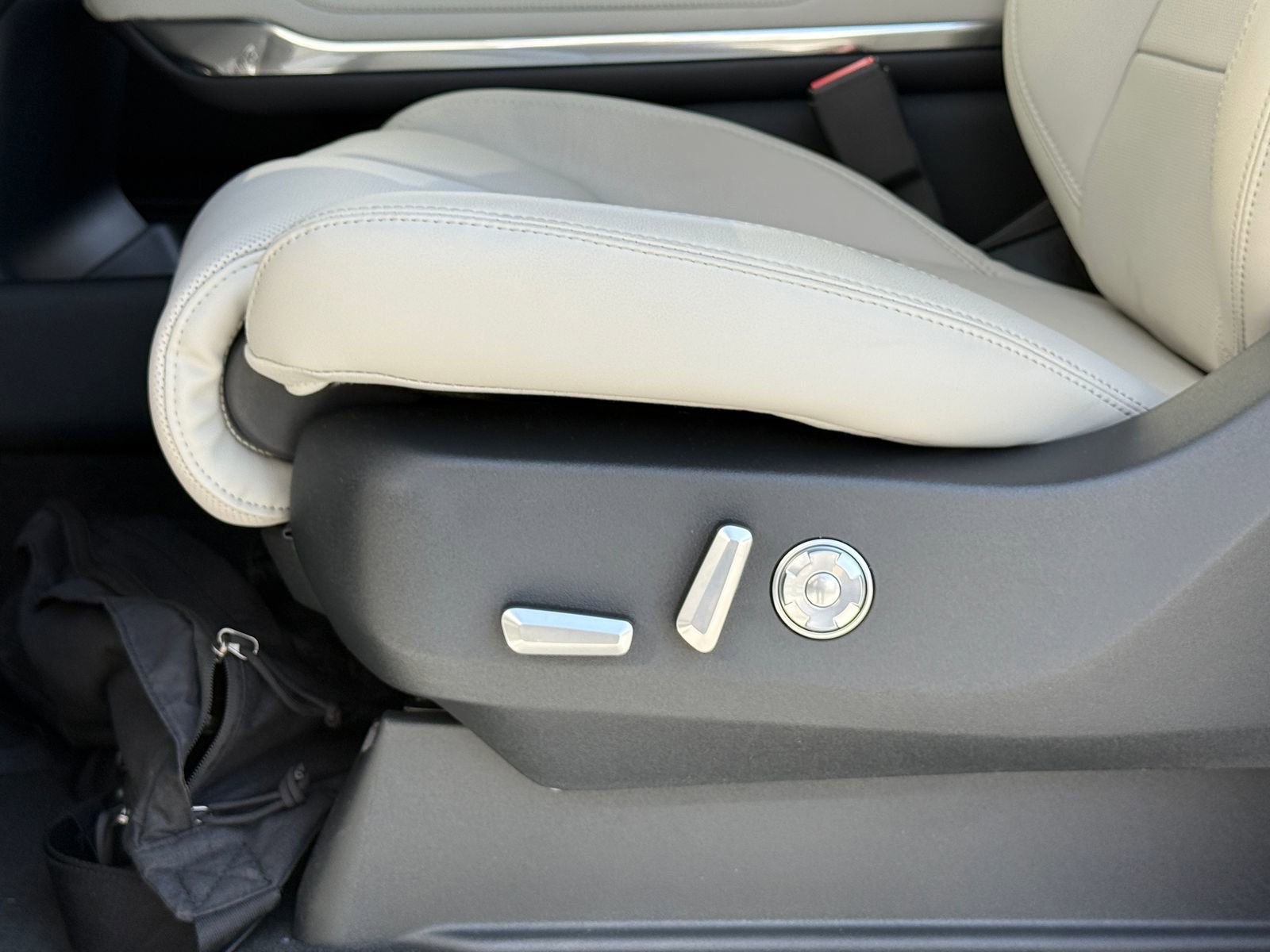 New 2026 Lincoln Navigator L Reserve image 26