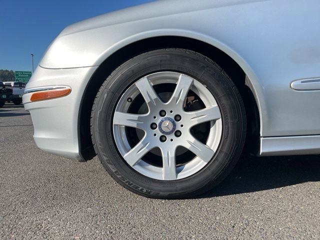 Used 2008 Mercedes-Benz E 320 BlueTEC Sedan image 4