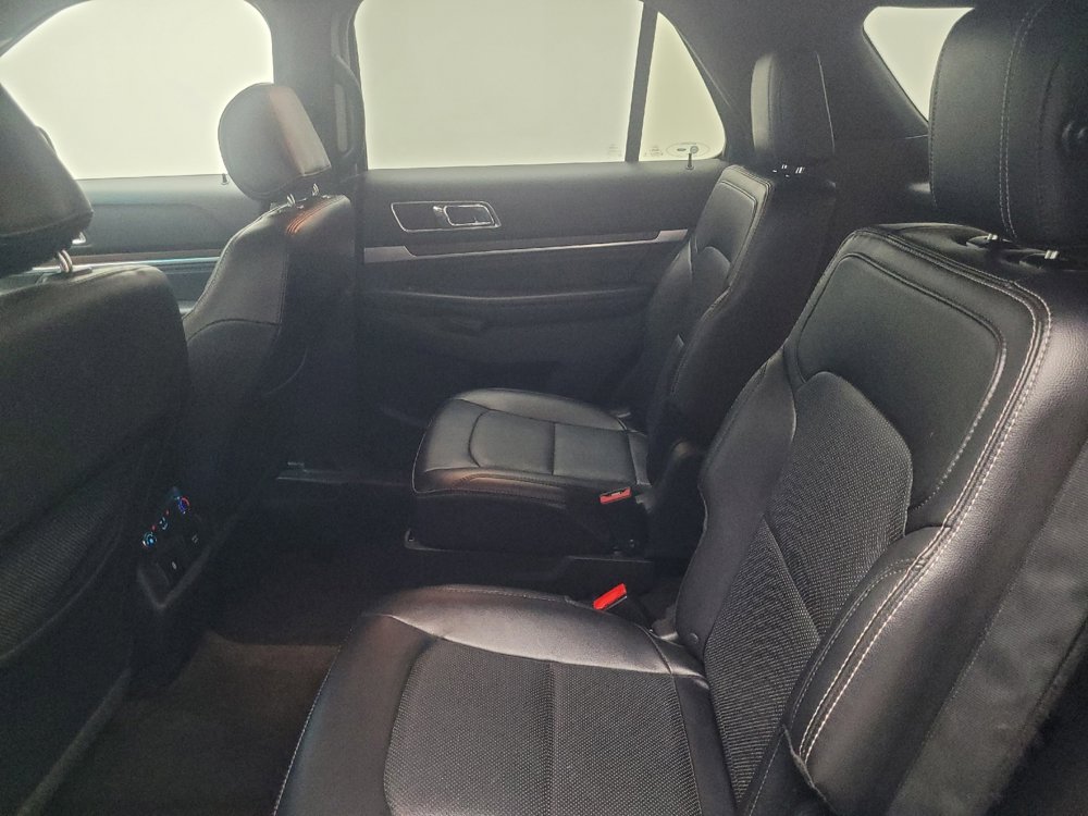 Used 2016 Ford Explorer Limited w/ Equipment Group 301A image 18