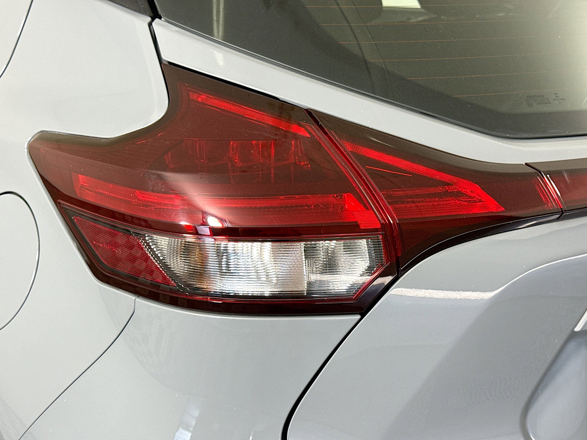 Used 2021 Nissan Kicks SV image 36