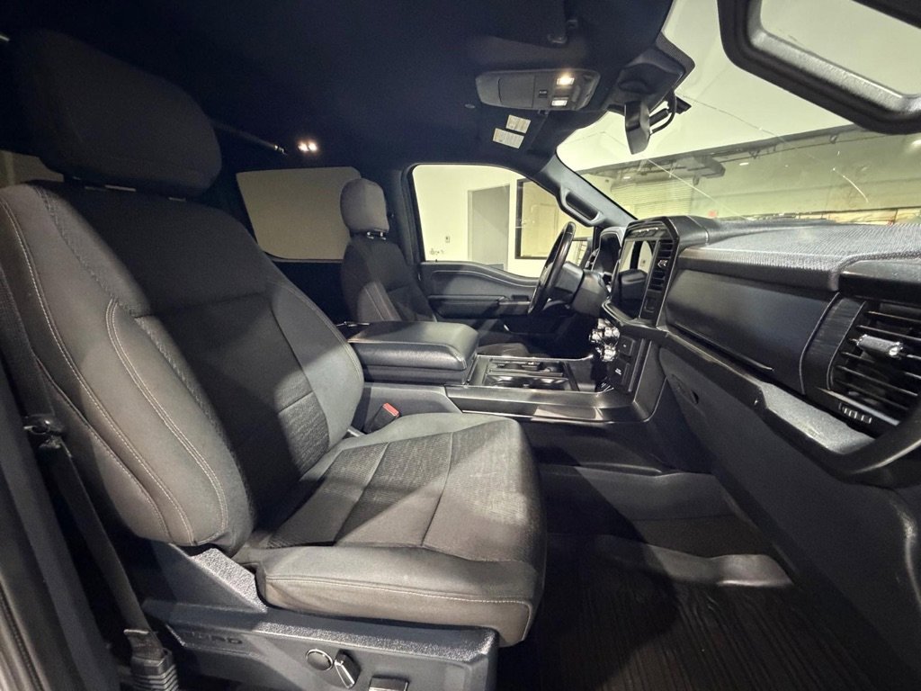 Used 2021 Ford F150 XLT w/ Equipment Group 302A High image 11