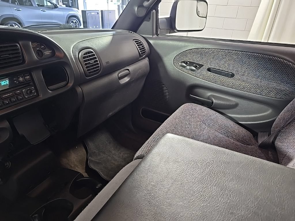 Used 2002 Dodge Ram 2500 Truck 2WD Quad Cab image 24