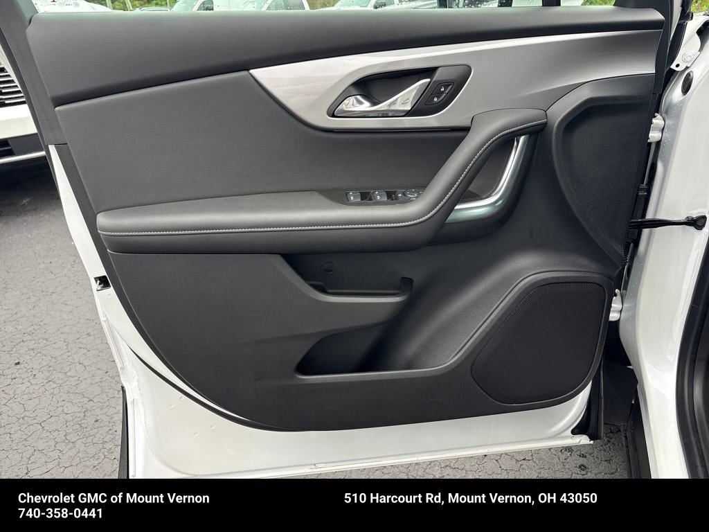 New 2025 Chevrolet Blazer LT w/ Driver Confidence Package image 13