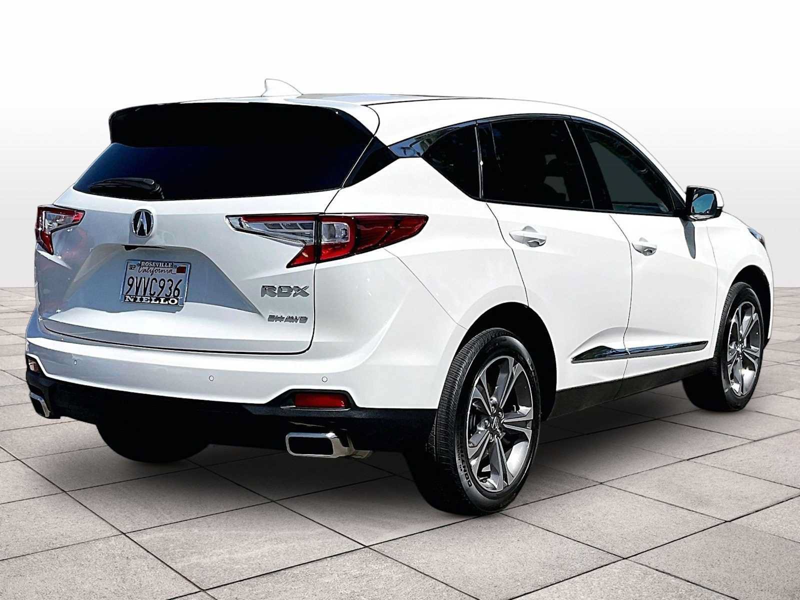 Used 2025 Acura RDX SH-AWD w/ Technology Package image 15