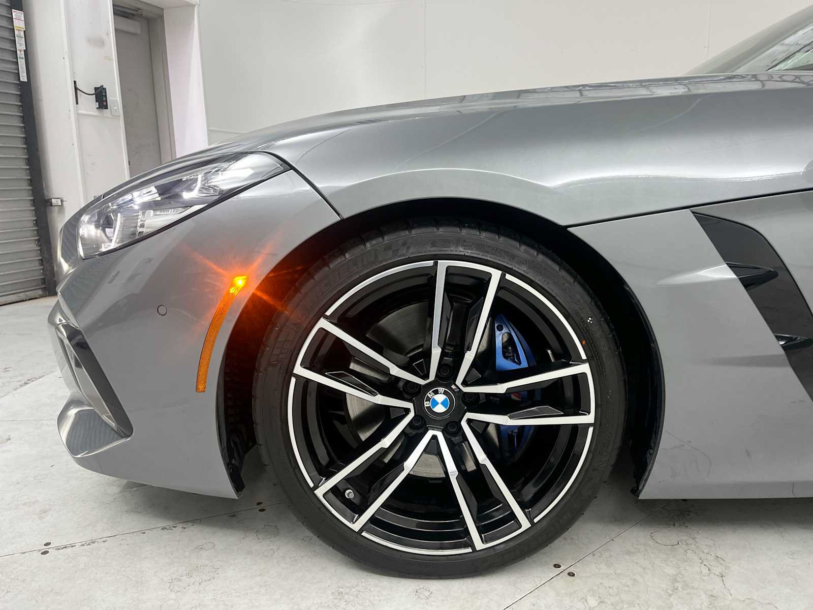 Used 2023 BMW Z4 M40i w/ Premium Package RWD image 24