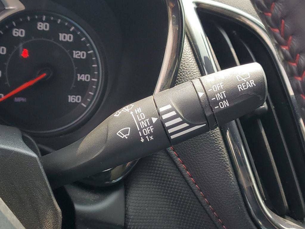 Used 2022 Chevrolet Equinox RS FWD image 15