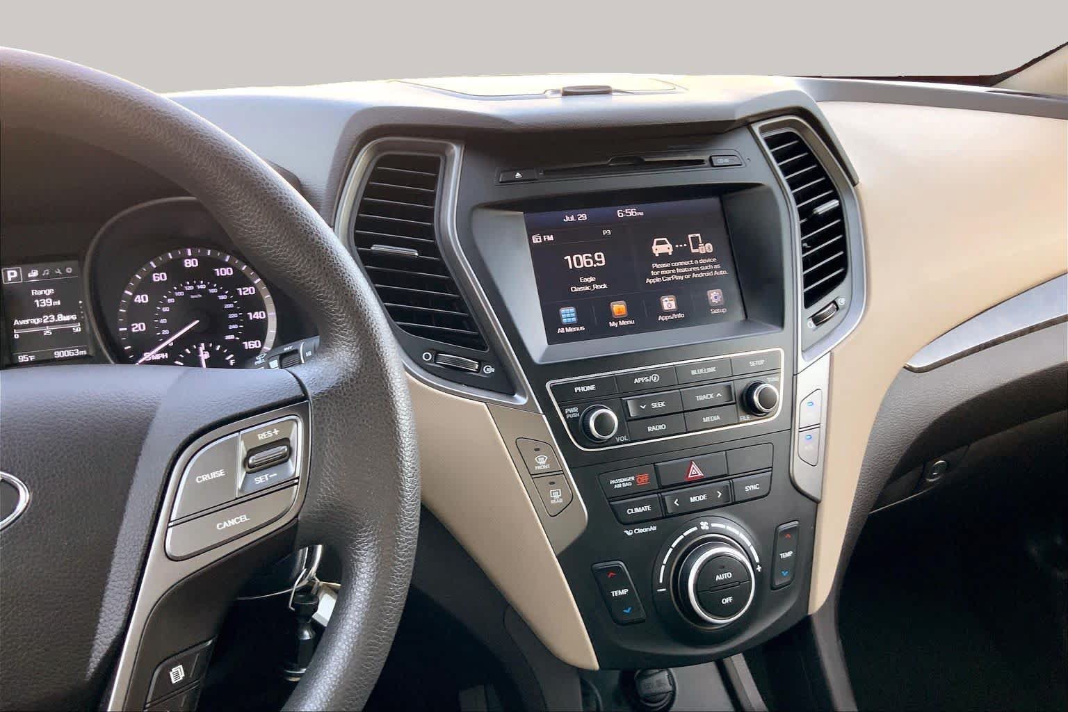 Used 2017 Hyundai Santa Fe Sport FWD image 7