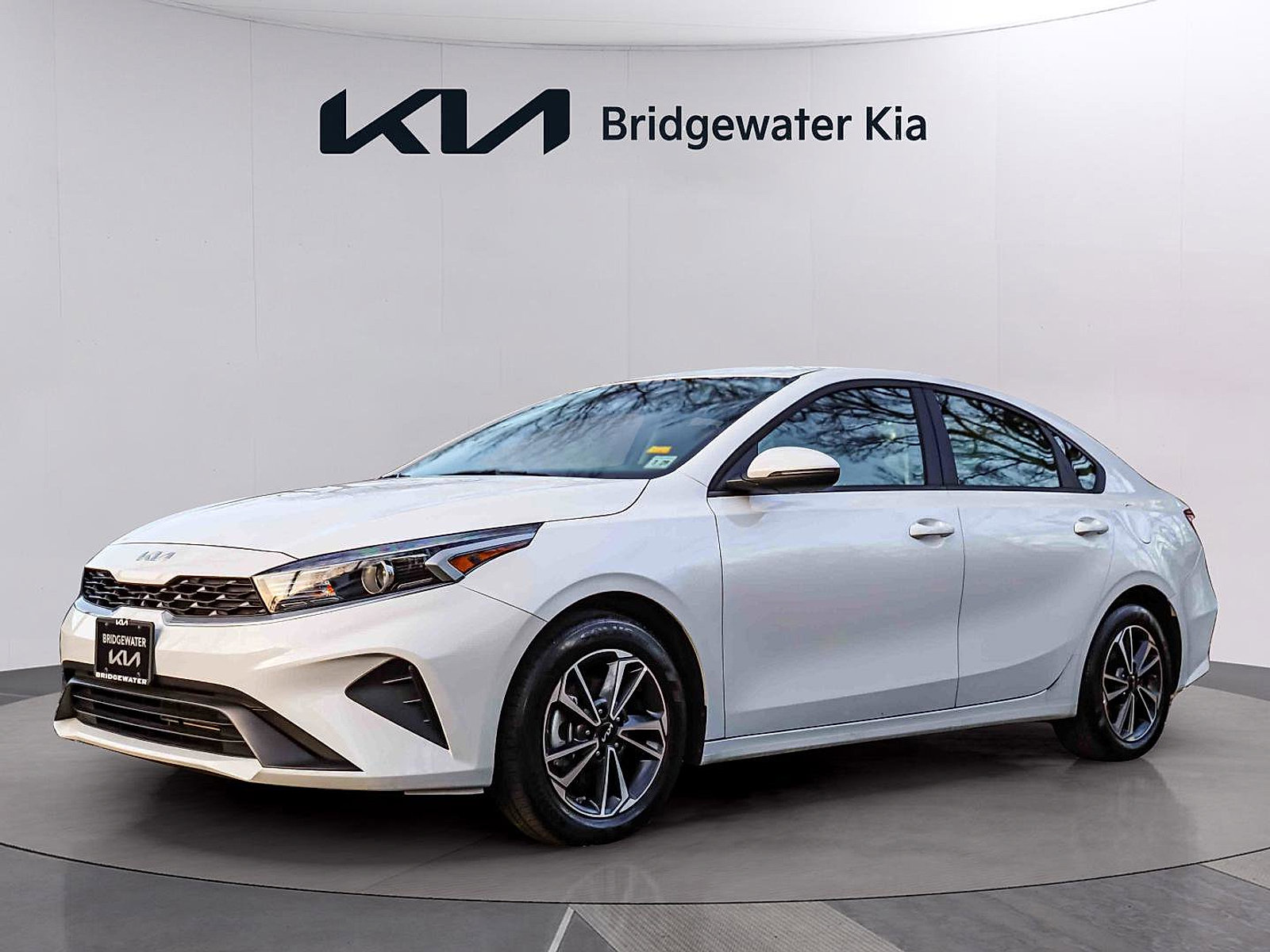 Certified 2024 Kia Forte LXS w/ LXS Technology Package image 3