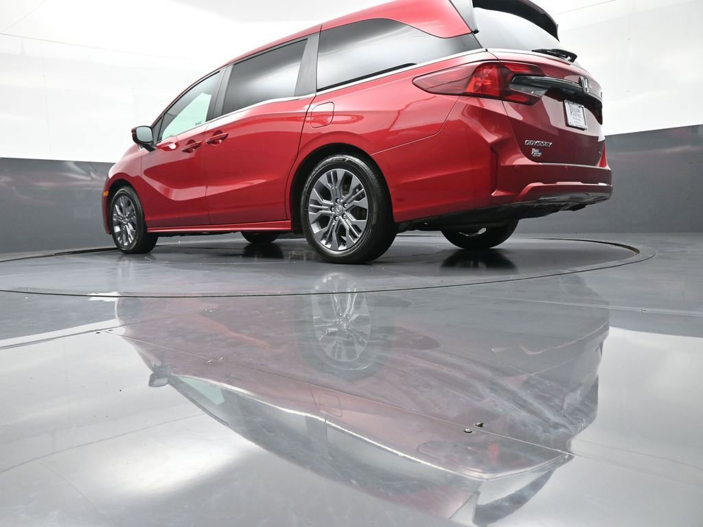 Used 2025 Honda Odyssey Touring image 36