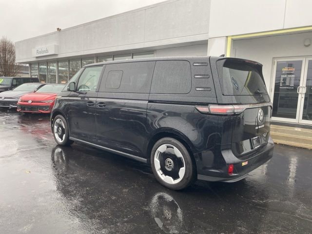 New 2025 Volkswagen ID. Buzz Pro S RWD image 11