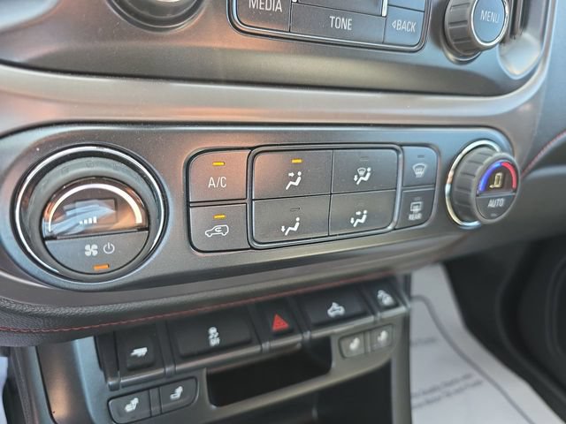 Used 2016 GMC Canyon SLE w/ All Terrain Adventure Package AWD/4WD image 25