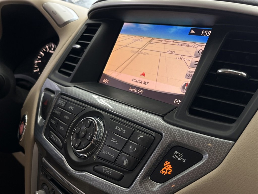 Used 2018 Nissan Pathfinder SL image 20