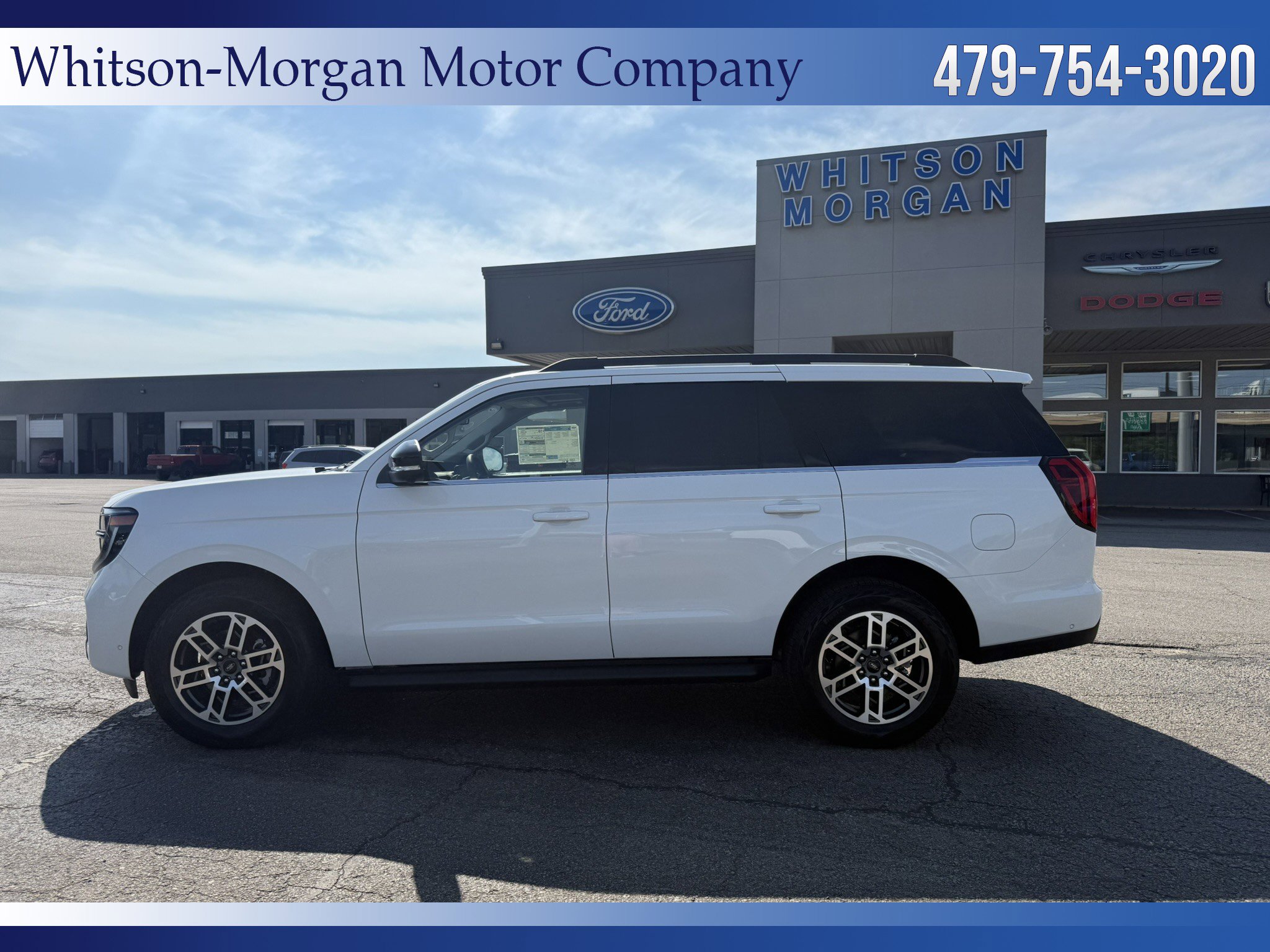 New 2025 Ford Expedition Active image 2