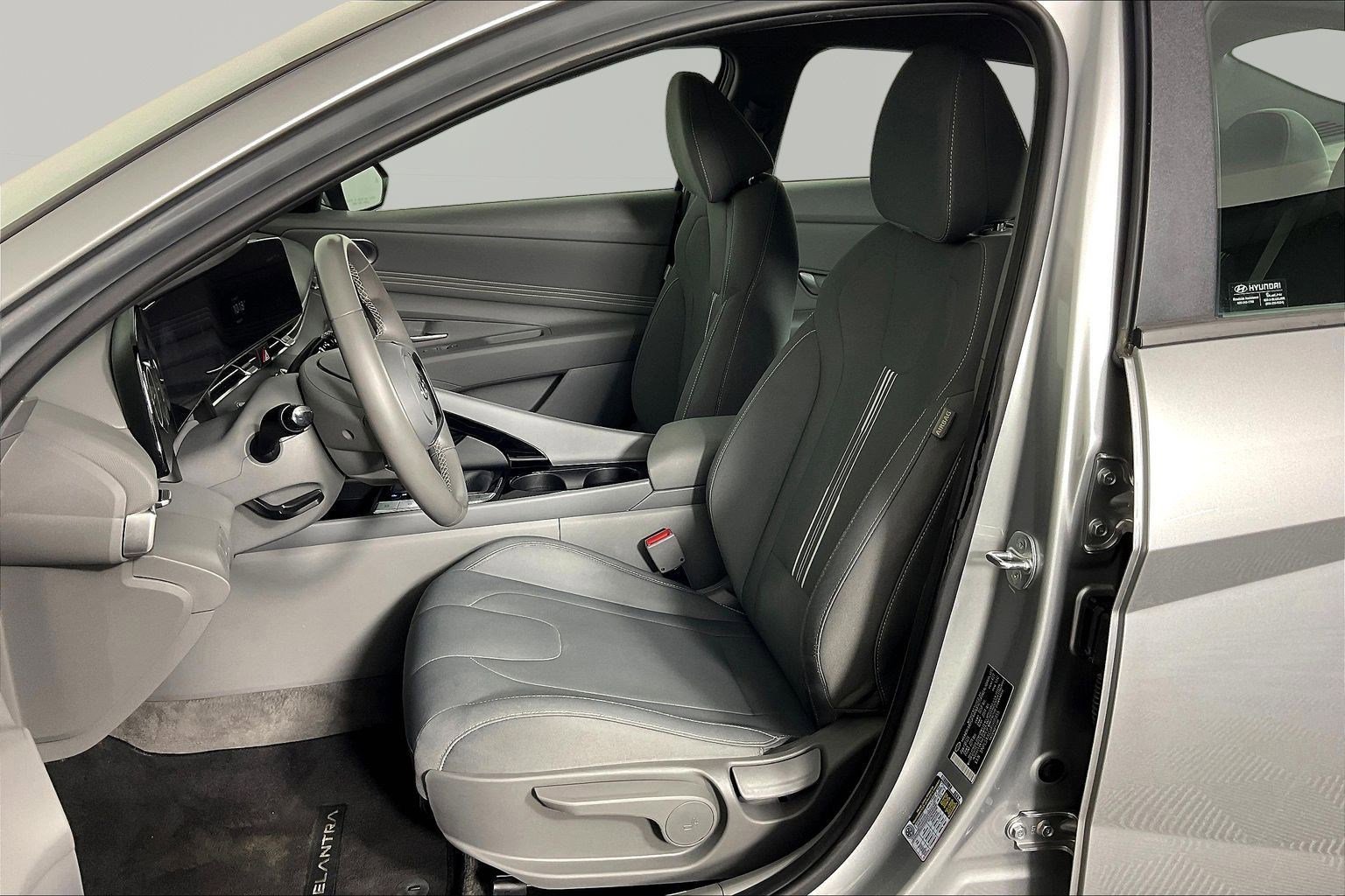 Certified 2023 Hyundai Elantra SEL w/ Convenience Package FWD image 20