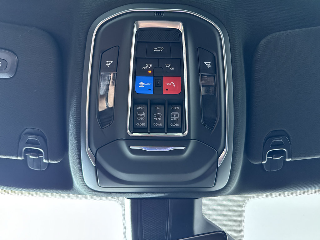 New 2026 Jeep Grand Wagoneer L Limited AWD/4WD image 36
