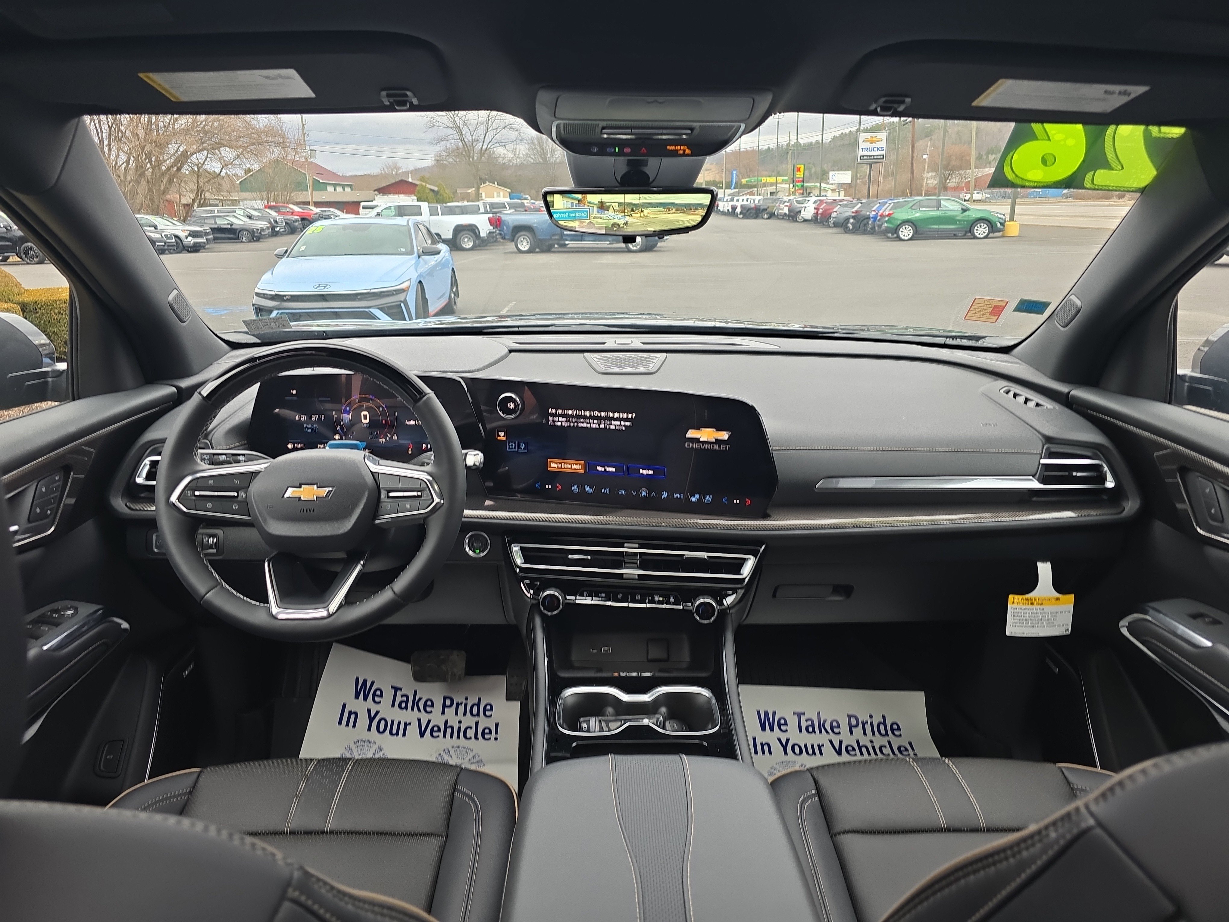 New 2026 Chevrolet Traverse High Country w/ LPO, Floor Liner Package image 16