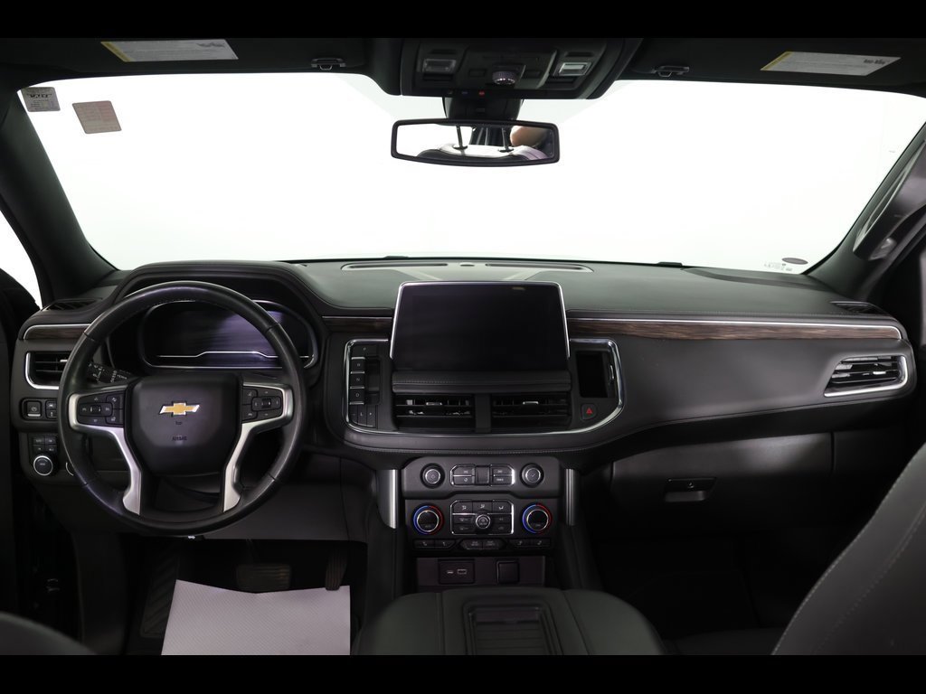 Used 2022 Chevrolet Tahoe LT w/ Luxury Package image 14